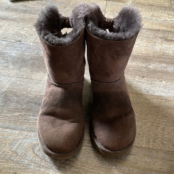 UGG tie up boots - Picture 2 of 7